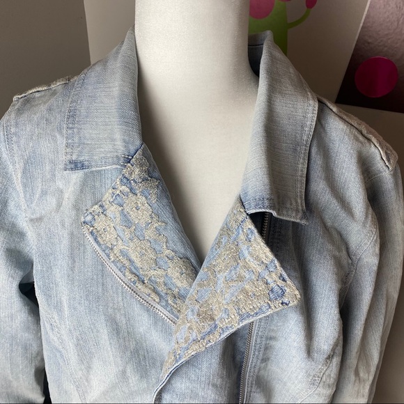 CODE BLEU DENIM JEAN LACE EMBROIDERED JACKET - Picture 2 of 11